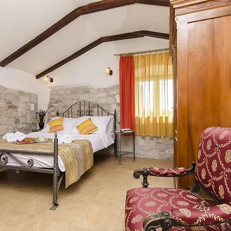 krevet i doručak Palace Derossi Ii *