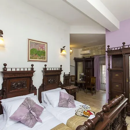 Palace Derossi Ii krevet i doručak *